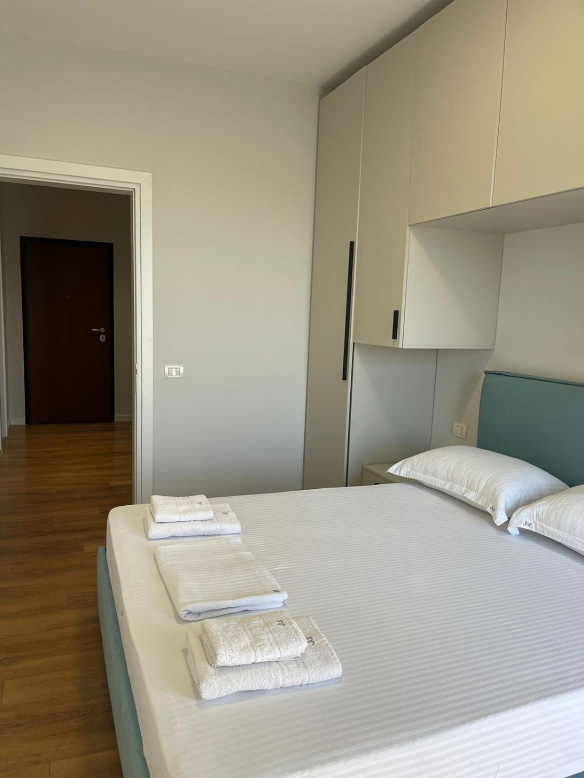 Jur Apartment Дуррес Екстер'єр фото