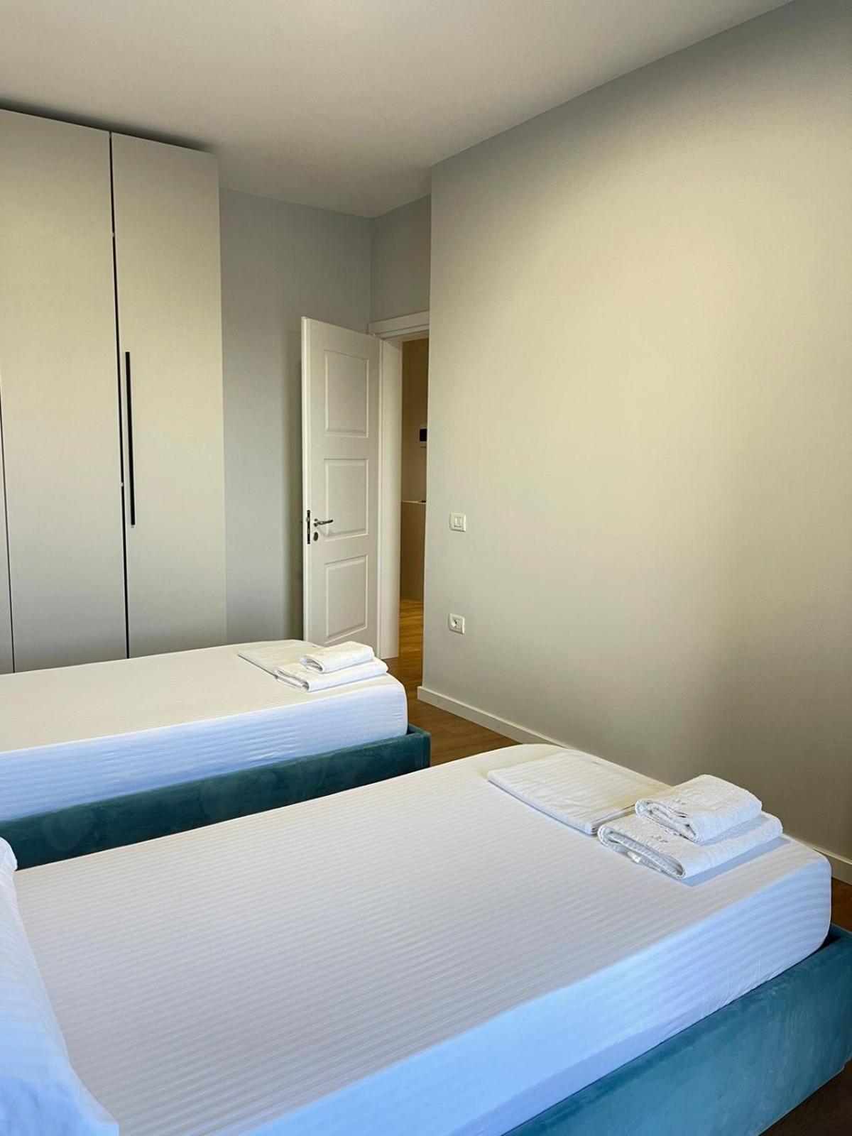 Jur Apartment Дуррес Екстер'єр фото